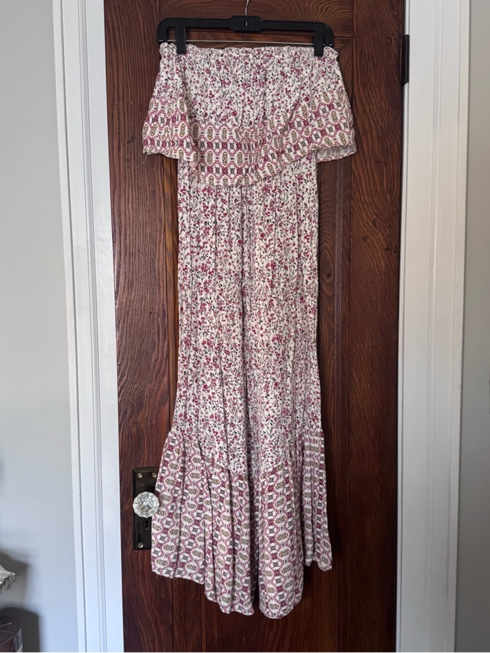 Off-Shoulder Floral Jumpsuit in Cream and Pink size S